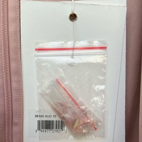 Mac Duggal 35109 Beaded Leaves Butterfly Sleeve Gown size 10 NWT - Picture 11 of 14